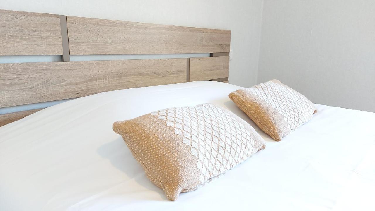Logis Vannes Nord Le Clos Des Hortensias Hotel