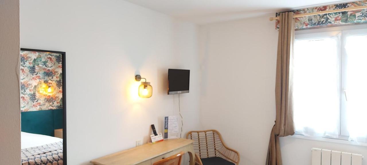 Logis Vannes Nord Le Clos Des Hortensias 2* Locqueltas