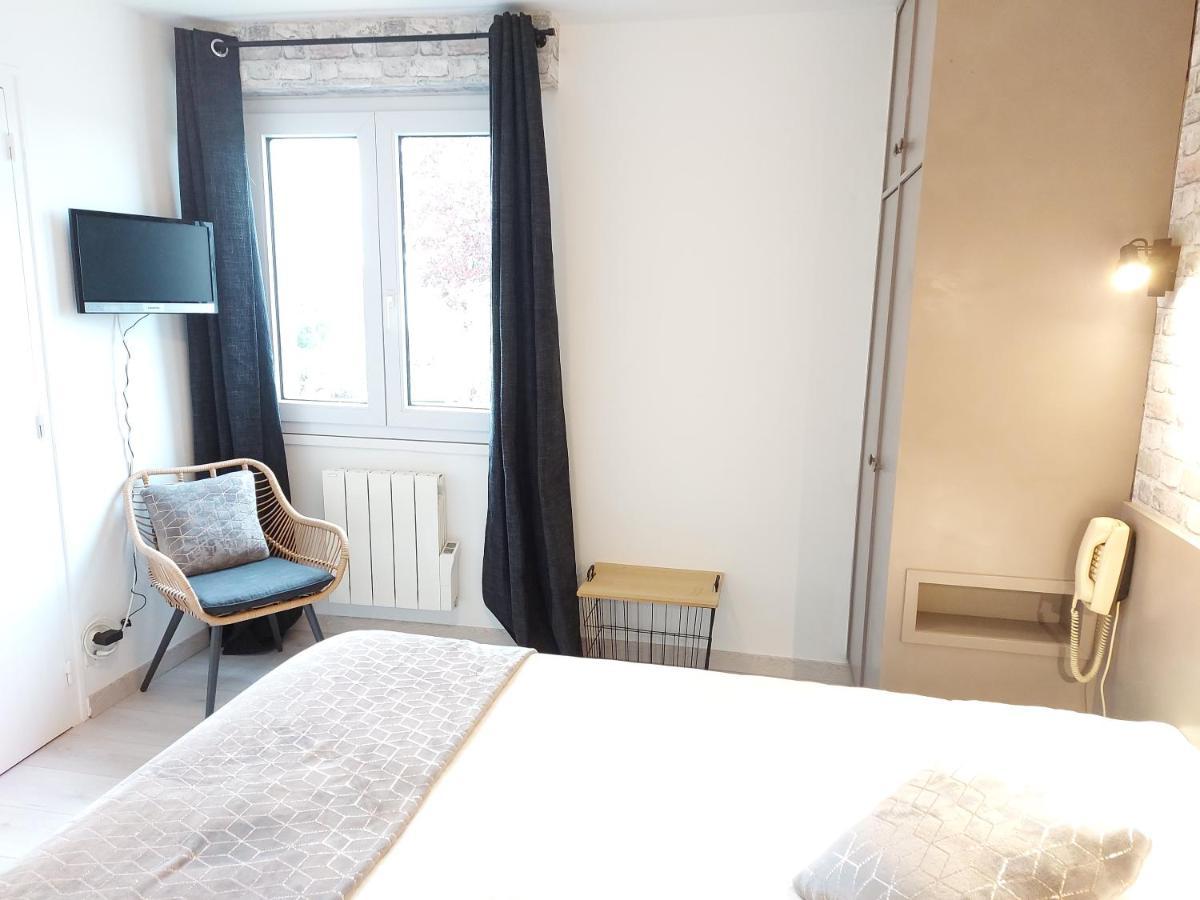 Hotel Logis Vannes Nord Le Clos Des Hortensias Locqueltas
